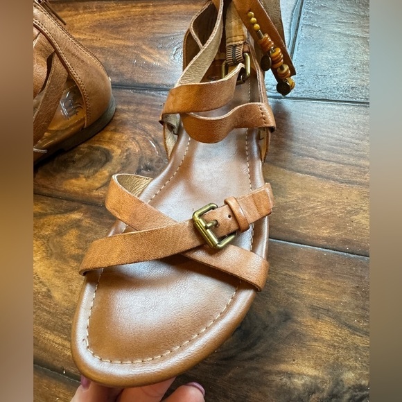 NWOT Sofft Tan Sandals size 8 1/2 - Picture 4 of 5